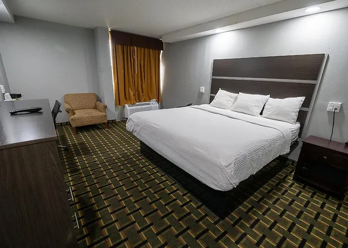 Hotel Days By Wyndham Conference Center 2*