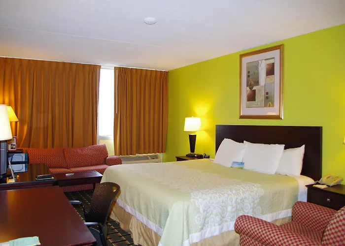 Hotel Days By Wyndham Conference Center Danville