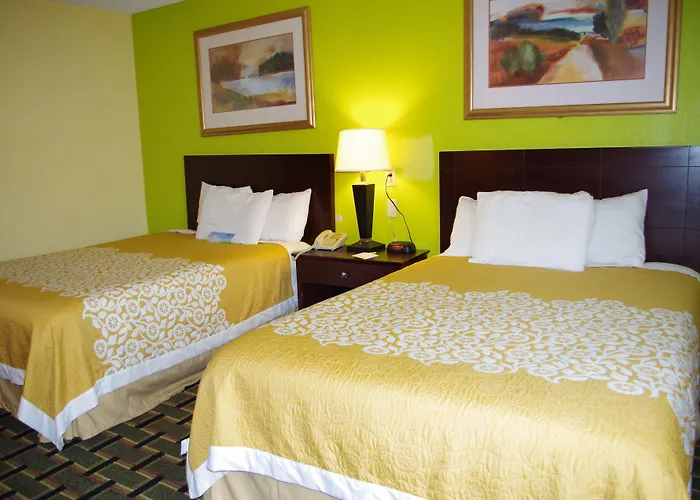 Hotel Days By Wyndham Conference Center Danville