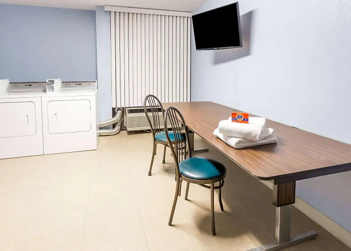 Days By Wyndham Conference Center 2* Danville